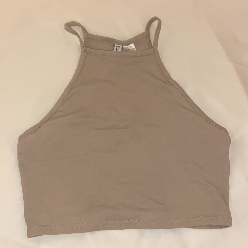 H&M beige cropped tank